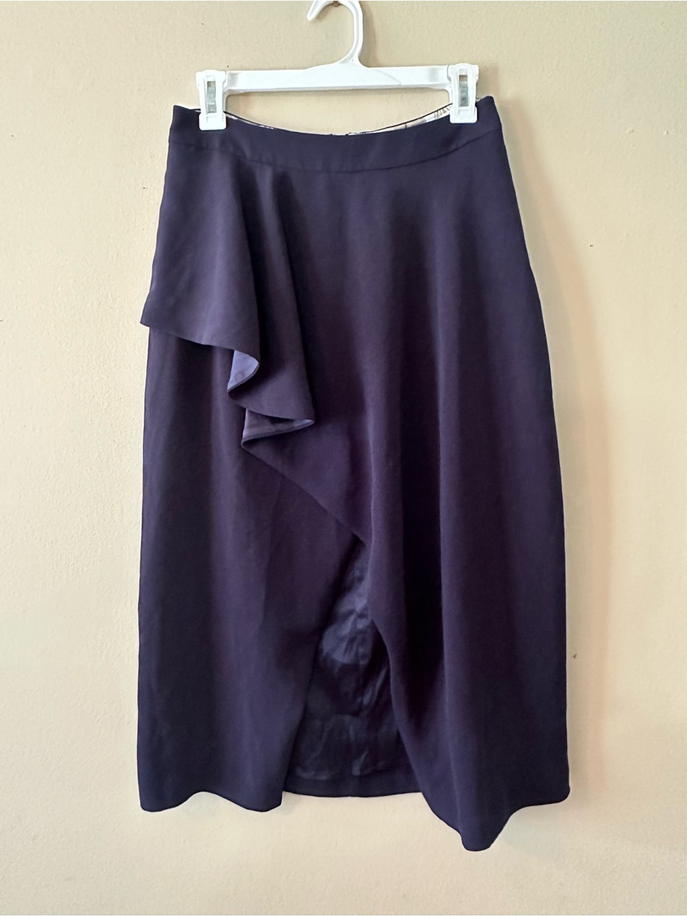 Ted Baker Daffnie Frill Front Midi Skirt in Navy, Sz 2